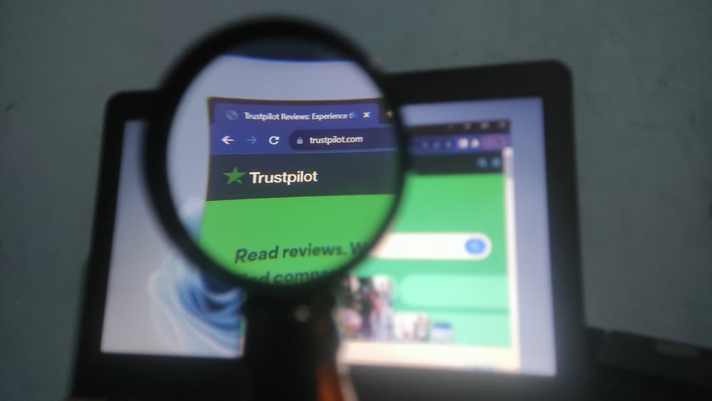 iServices ultrapassa as 100 mil avaliações no Trustpilot com score de 4,8 em 5
