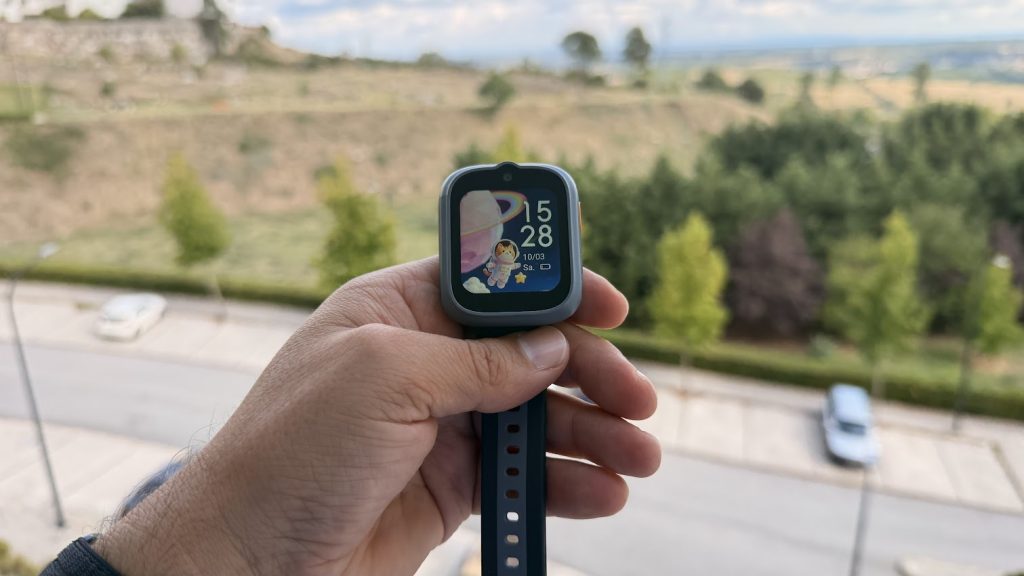 TCL MOVETIME MT48: o smartwatch que substitui o primeiro telemóvel das crianças